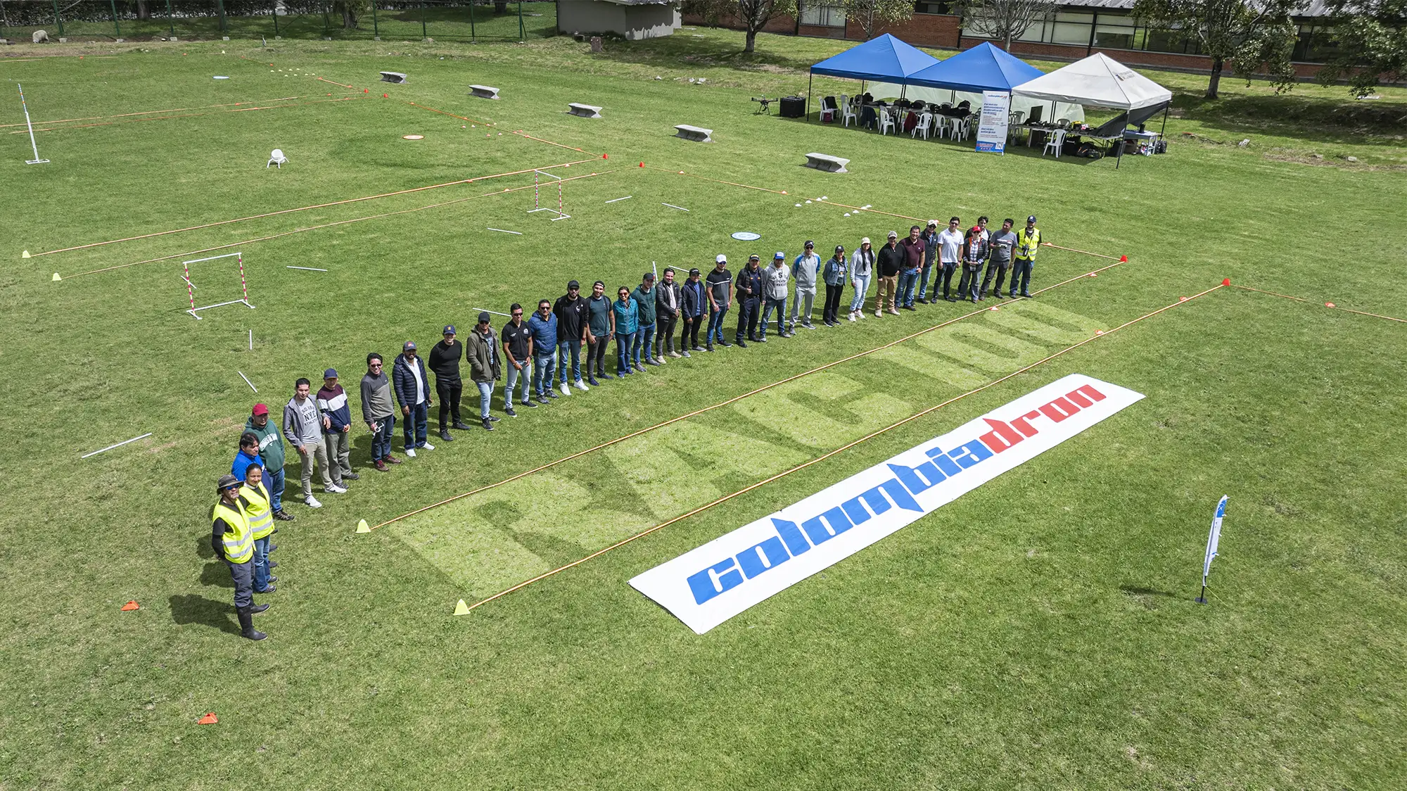 ColombiaDron Club - Certificación Pilotos de Drones en Colombia bajo RAC 100